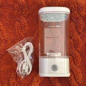 Makeup Brush Cleaner